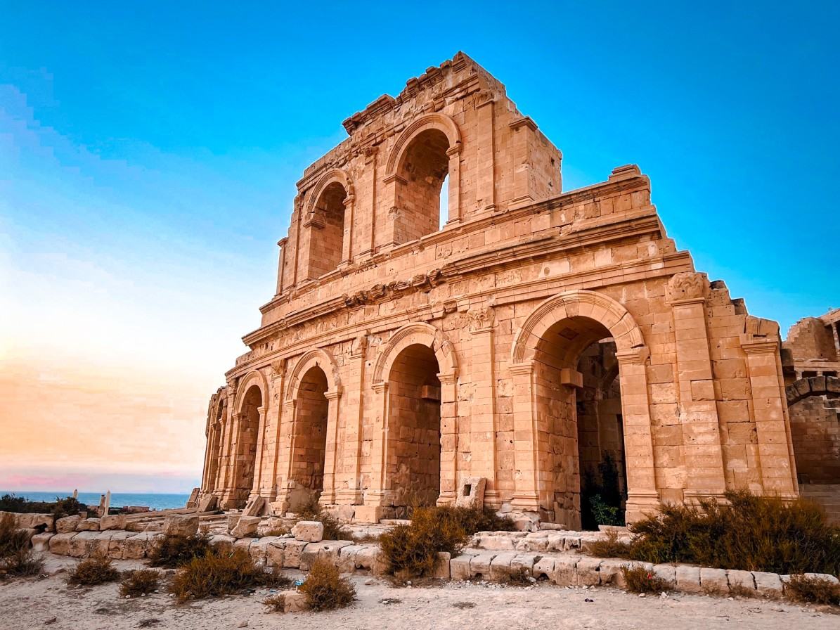 Artwork: معلم سياحي