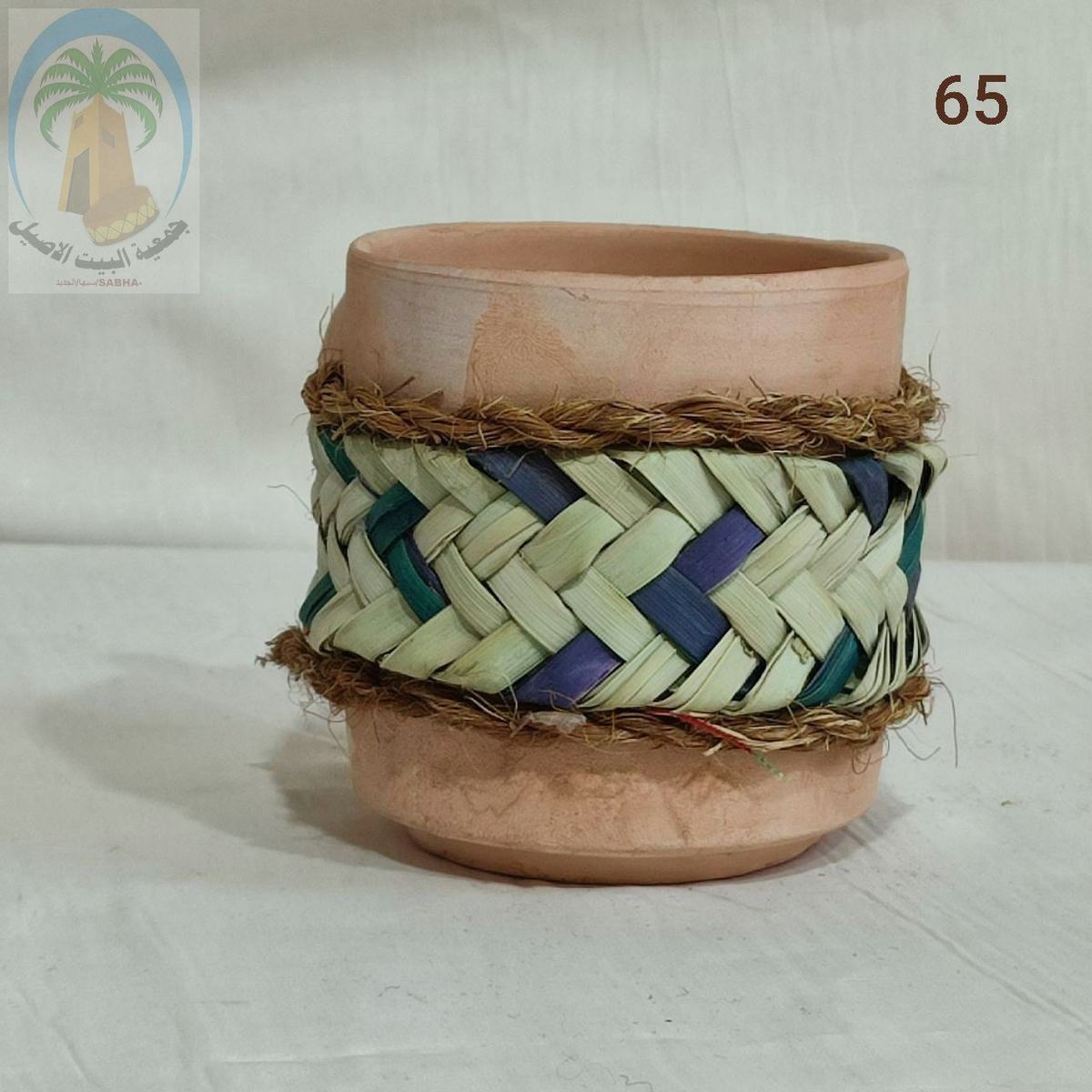 Artwork: كوب ماء وتراثى