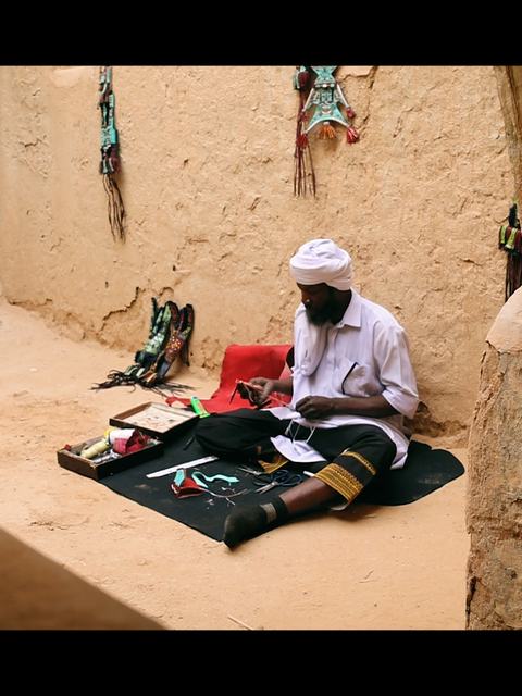 تاغولمت فيلم.00_00_30_07.Still001