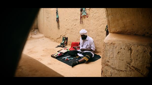 تاغولمت فيلم.00_00_30_07.Still001